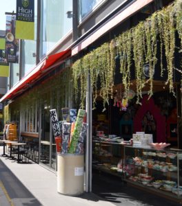 Three-wise-monkeys-High-Street-Bowral